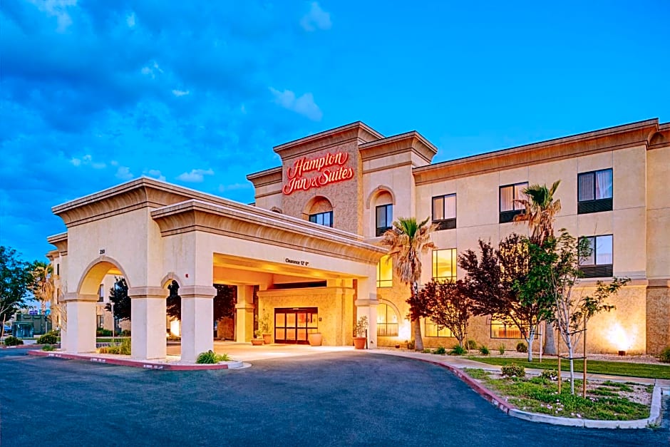 Hampton Inn By Hilton And Suites Lancaster