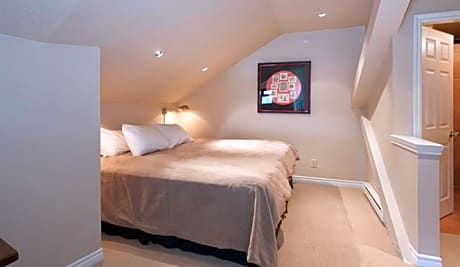 One-Bedroom Loft - Platinum Unit 506