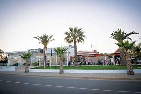 Loutsiana I & II Deluxe Apartments