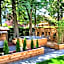 Alpenrose Hotel and Gardens