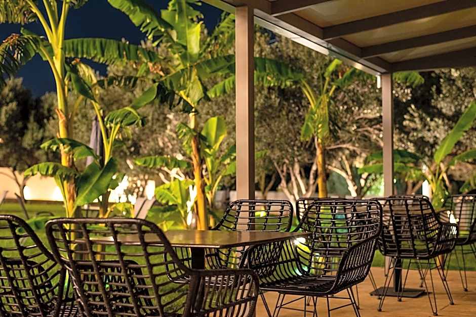 Airscape Hotel Free Shuttle From And To Athen's Airport