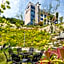 Friemily Pool Villa & Hotel