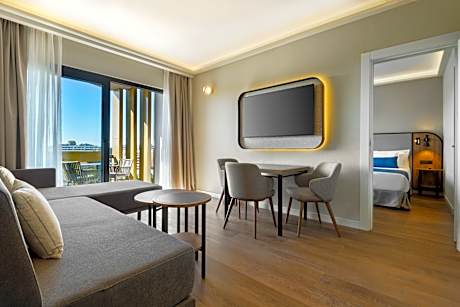 Junior Suite with Balcony