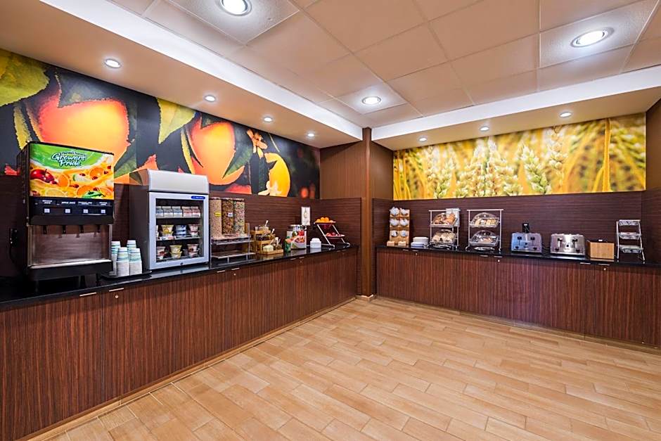 Fairfield by Marriott Inn & Suites Uncasville Mohegan Sun Area