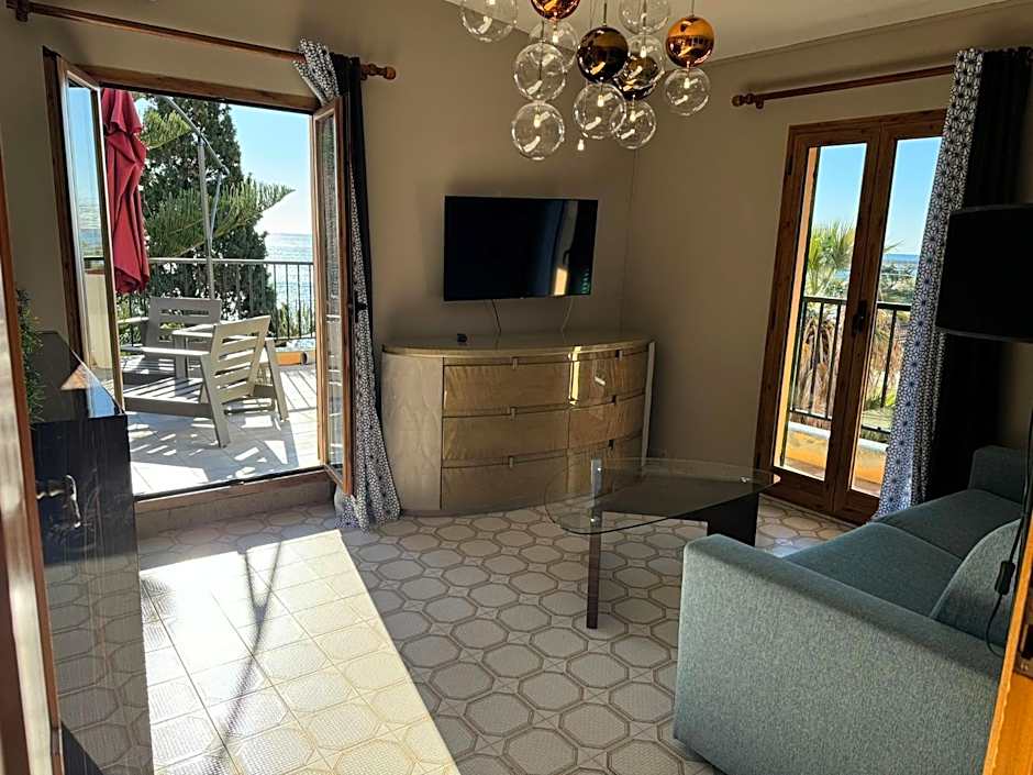 Hotel Lora RDA Luxury