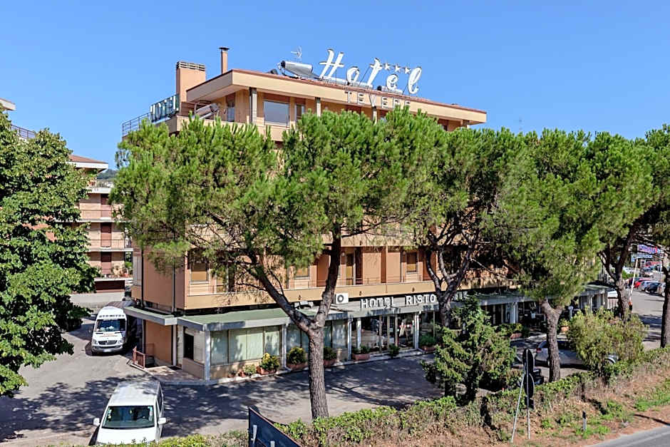 Photo 1 of 50 of Hotel Tevere Perugia