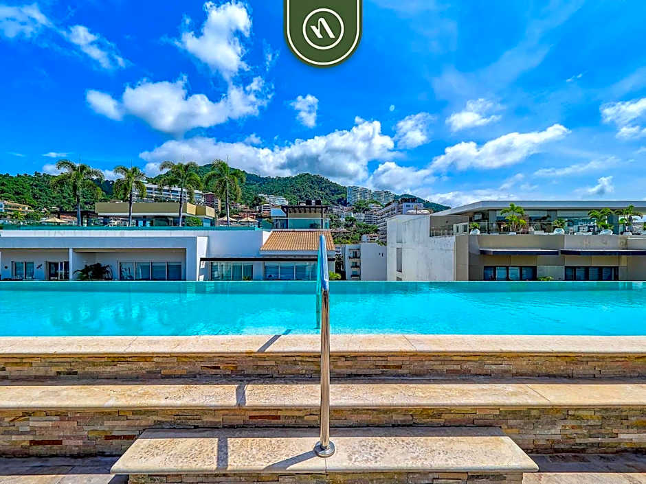 Luxury 2BR Condo in Romatic Zone - Rooftop Pool