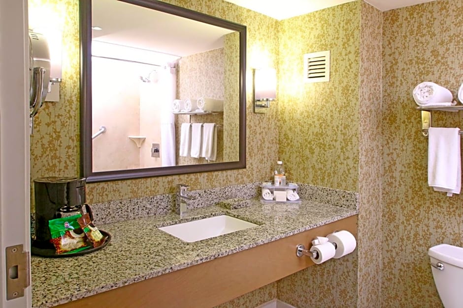 Holiday Inn Express & Suites Cuernavaca By IHG
