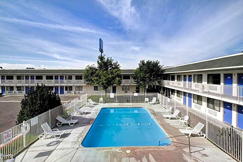 Park Inn by Radisson, Wells