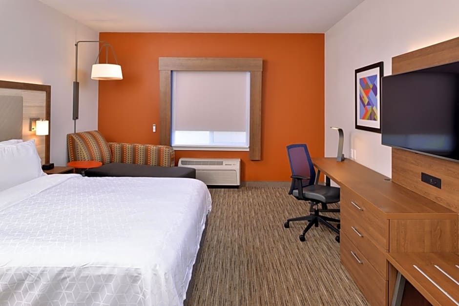Holiday Inn Express Hotel & Suites Arcata/Eureka-Airport Area, an IHG Hotel