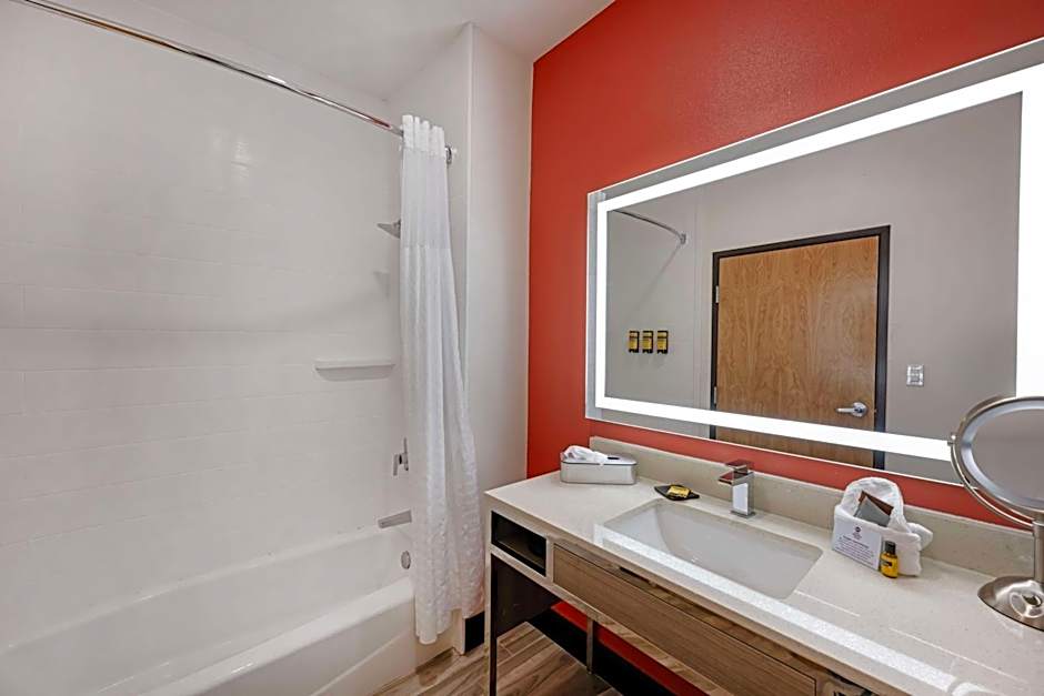 Best Western Plus Executive Residency Carlsbad Hotel