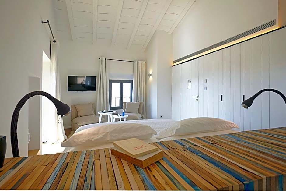 Hotel Restaurant Mas Lazuli by Fimedhotels