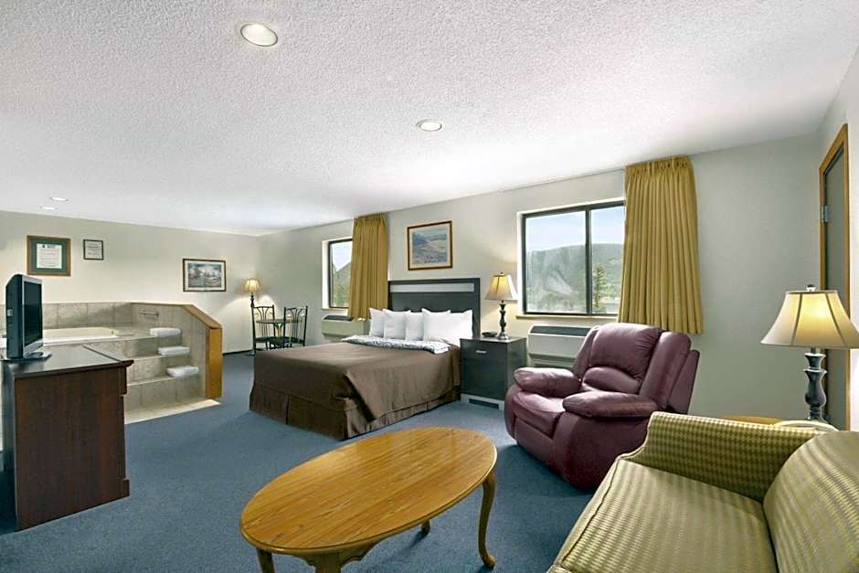 Super 8 by Wyndham Williams Lake BC