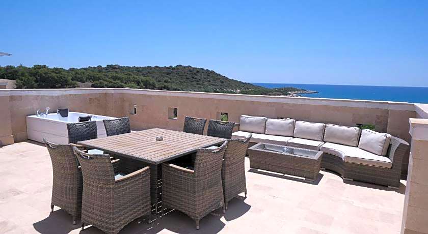 ANDRIAKE BEACH CLUB HOTEL