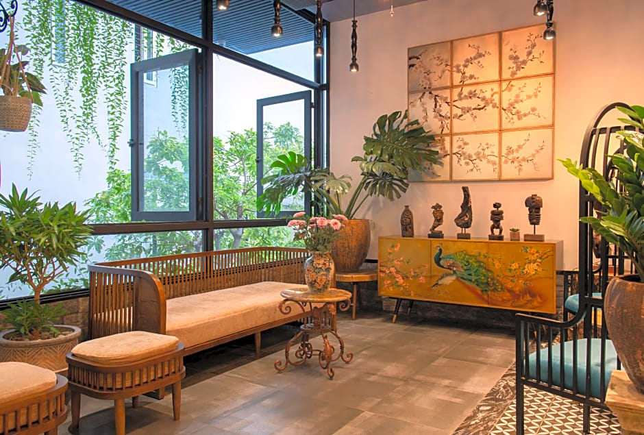 Aaron Boutique Hotel