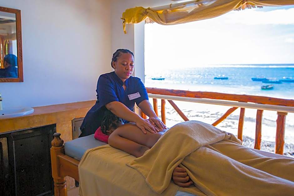 AHG Dream's Bay Beach Hotel - Adults Only