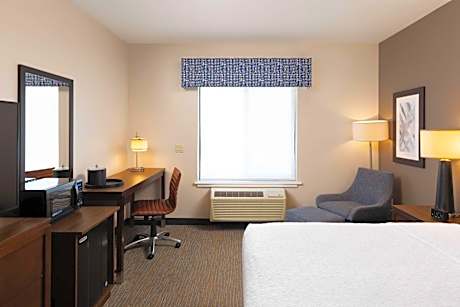 King Room - Hearing Accessible