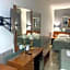 HOTEL CENTER 2