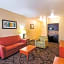 La Quinta Inn & Suites by Wyndham Forest Hill