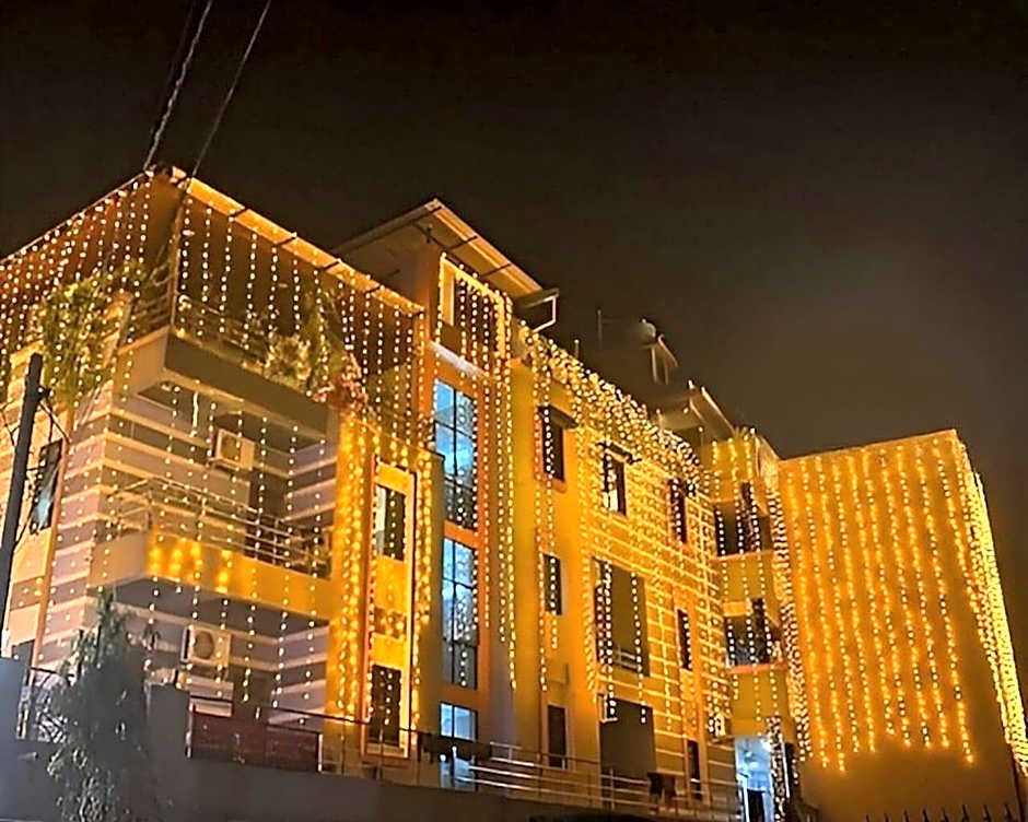 Hotel SSR Palace Mount Abu