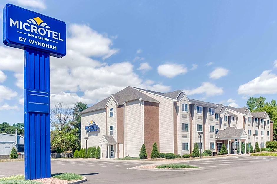 Microtel Inn & Suites By Wyndham Bath
