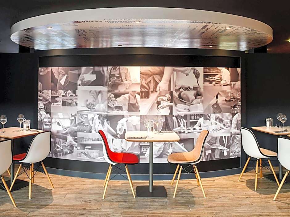 ibis Swansea