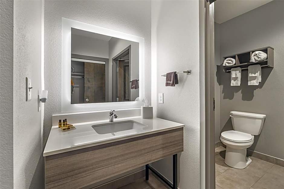 Best Western Plus Lawrenceburg