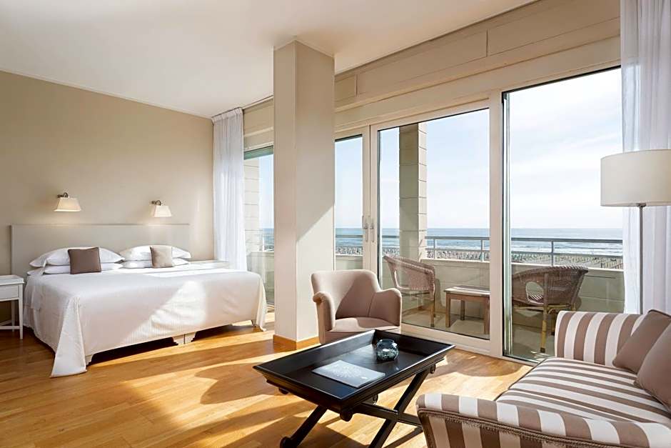 Hotel Sina Astor