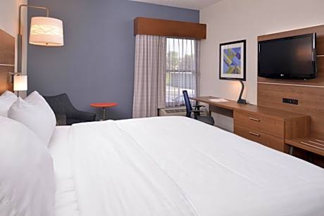 King Room - Mobility Access/Hearing Accessible