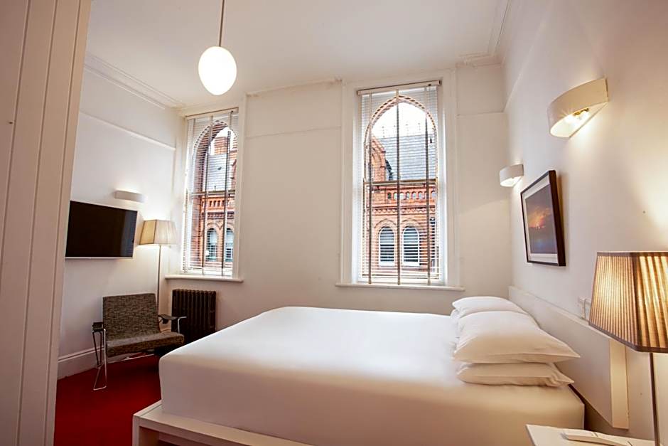Kellys Hotel