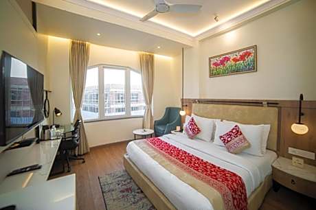 Superior Deluxe Double or Twin Room