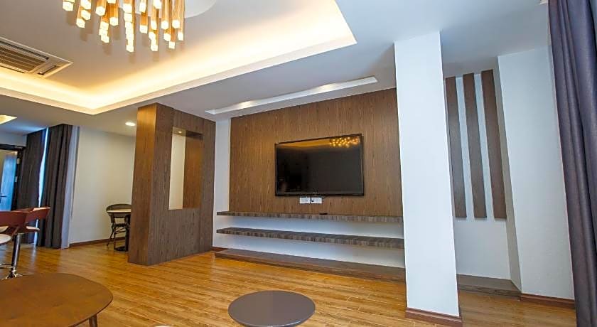 Lintas Platinum Hotel