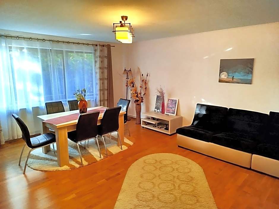 Boutique Casa Galbena