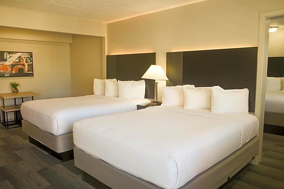Americana Modern Hotel