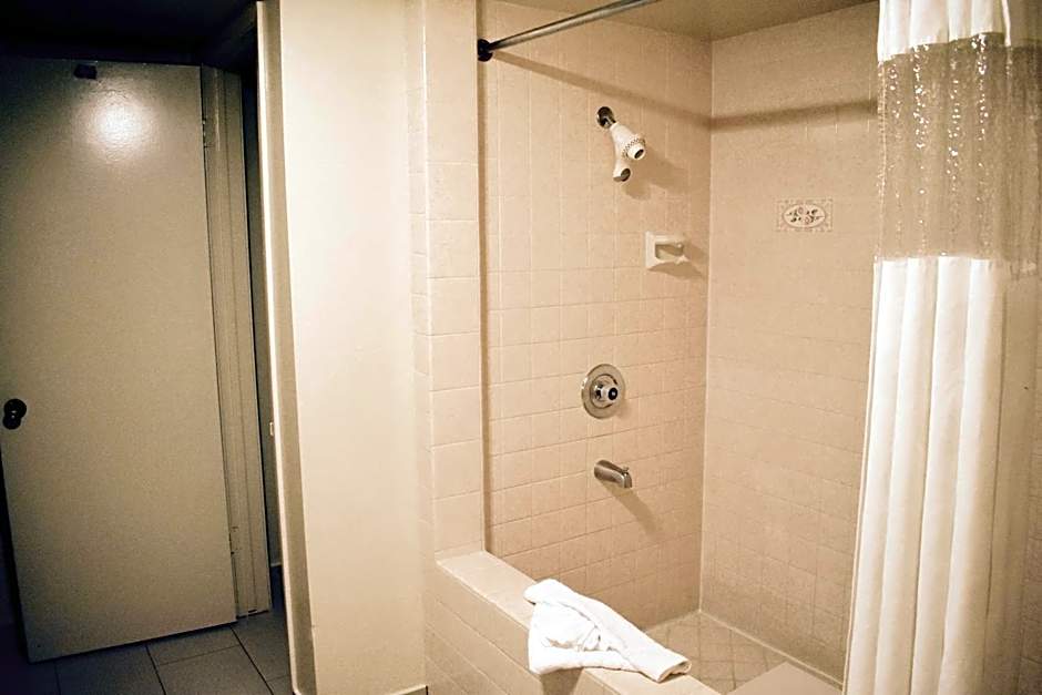 Days Inn by Wyndham Anaheim Near the Park