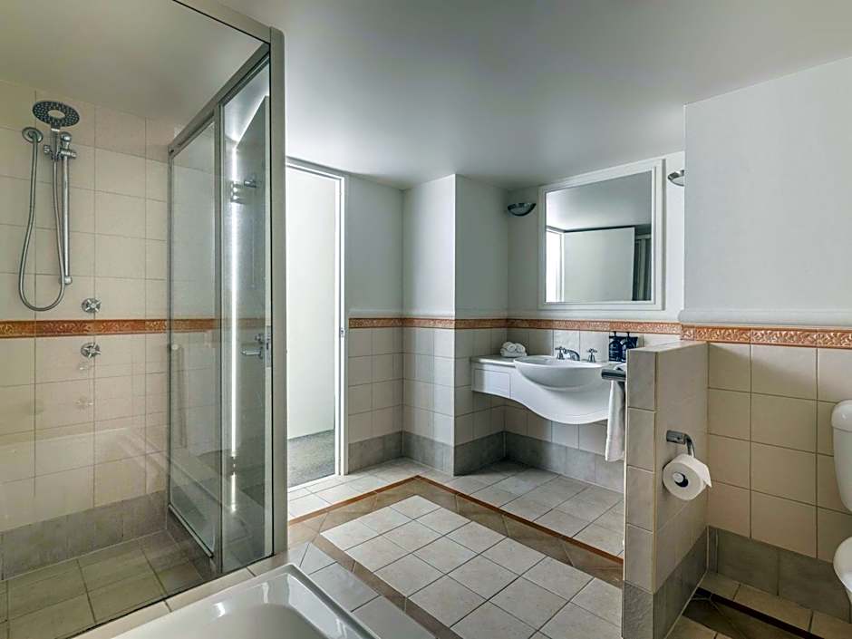 Mantra Crown Towers Surfers Paradise