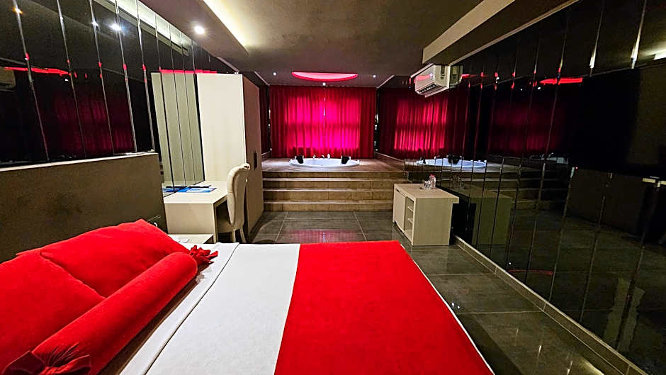 Blue Star Hotel