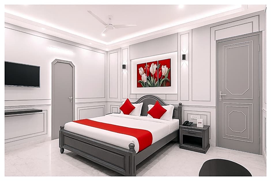 Goroomgo Caroline Homestay Bhubaneswar