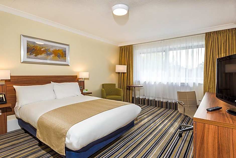 Holiday Inn Reading West By IHG