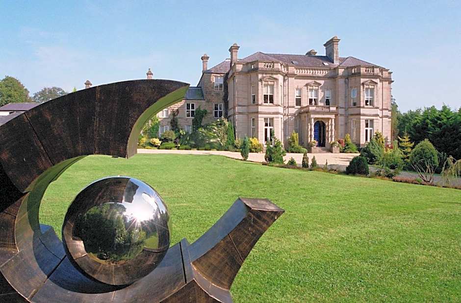 Tre-Ysgawen Hall & Spa