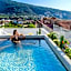 Domo 20 Hotel & Rooftop