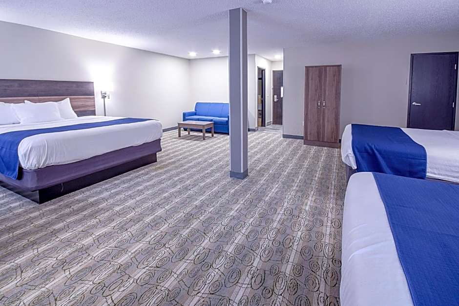 Days Inn & Suites by Wyndham Wisconsin Dells