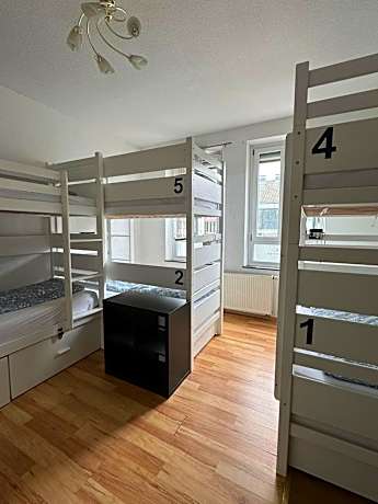 6-Bed Mixed Dormitory Room