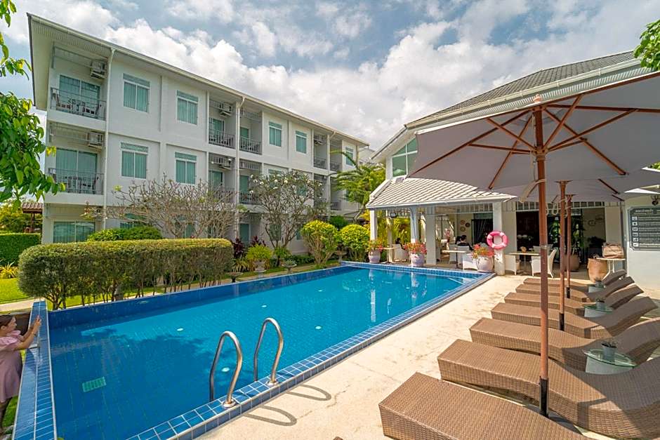 Villa Amphawa