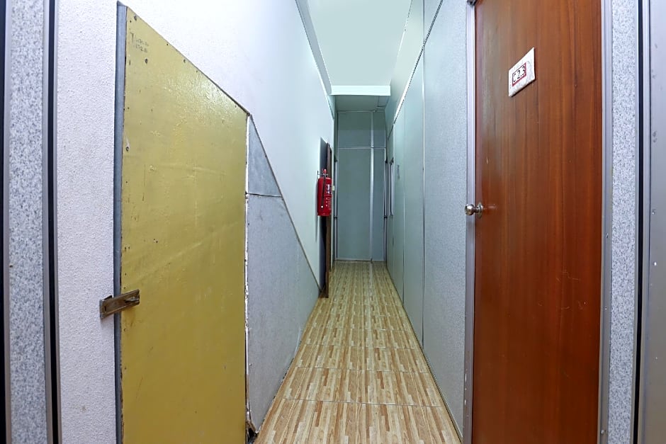 OYO 89755 D&d Budget Inn