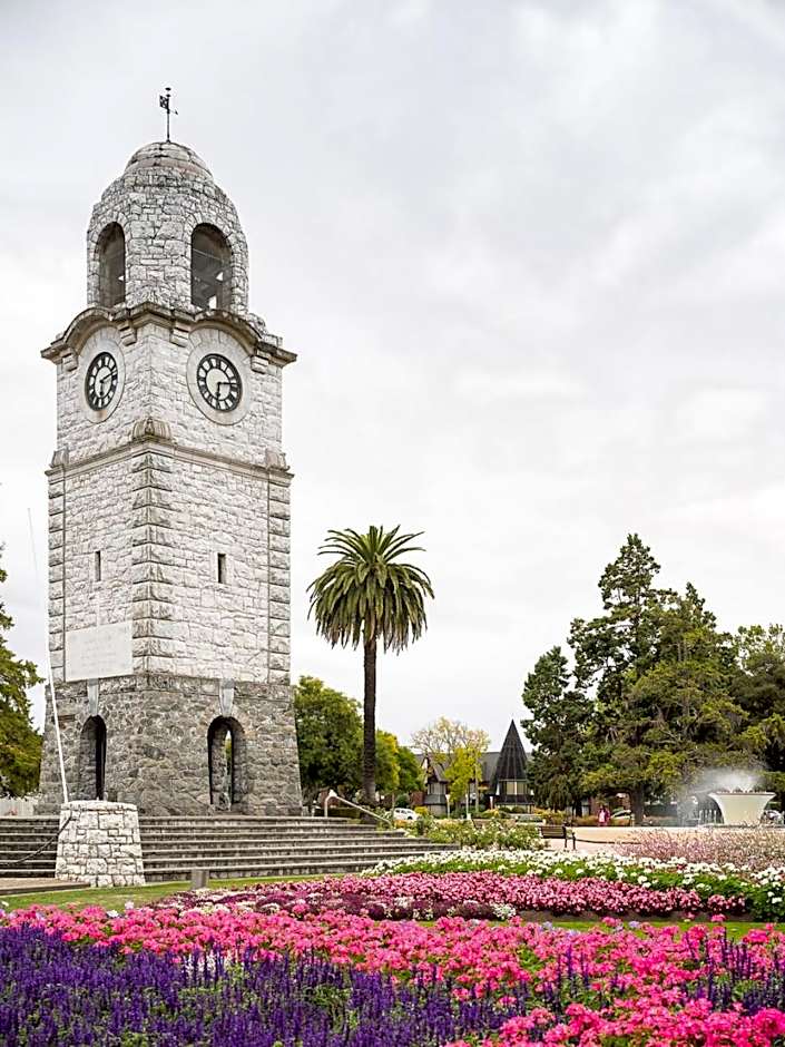 Chateau Marlborough Hotel