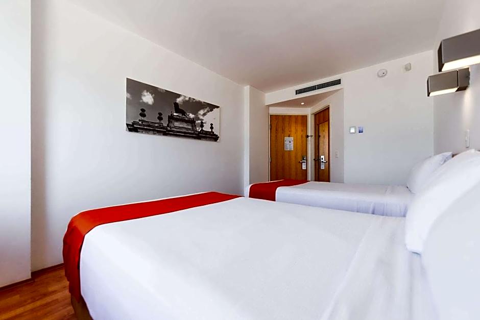 Sleep Inn Leon Antares