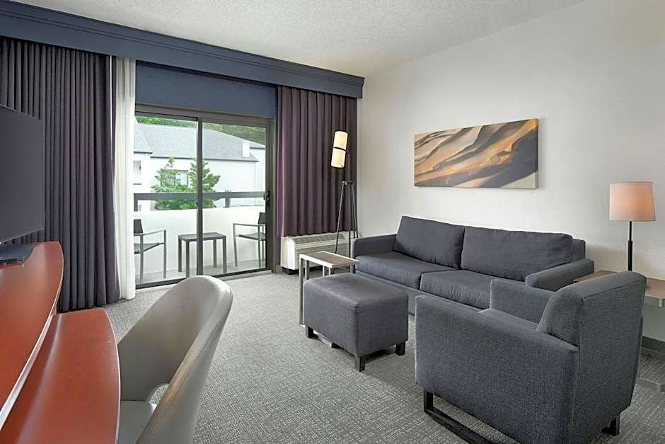 Courtyard by Marriott Charlotte Arrowood