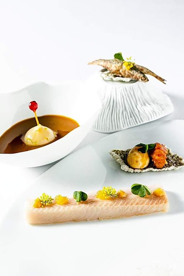 Hostellerie Du Chapeau Rouge