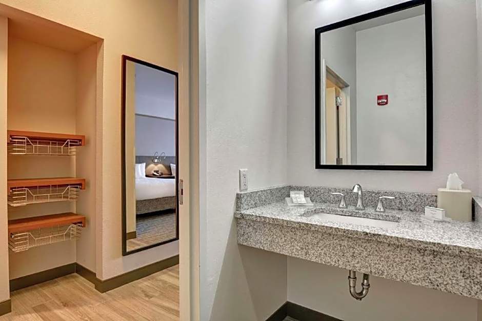 Hilton Garden Inn Oshkosh